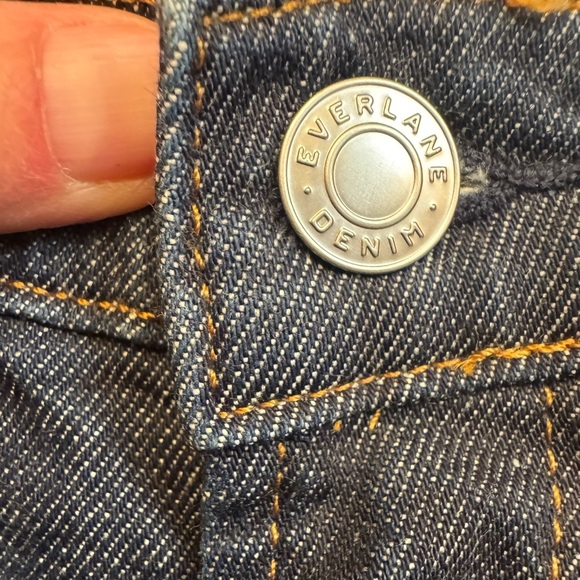 EVERLANE Mid Rise Dark Wash Jean Regular
Fit Stretch Jeans Size 28 Women EUC - Picture 15 of 17